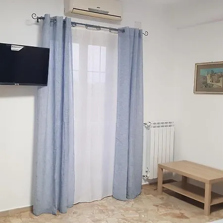 Notti Rosa Panzió *