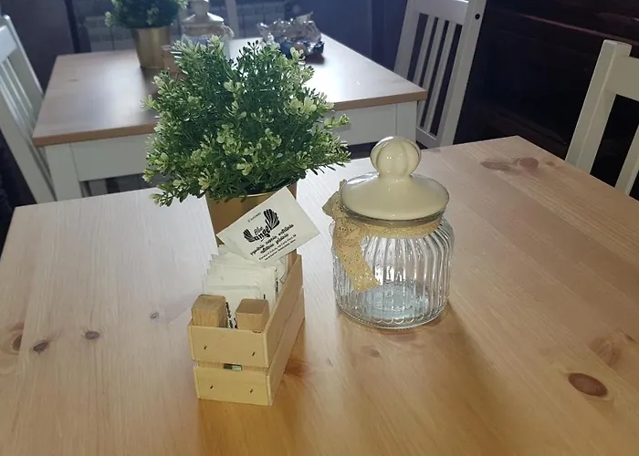 לינה וארוחת בוקר Notti Rosa 3*